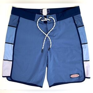 Vineyard Vines Board Shorts Performance Swim Trunks Blue‎ Color Block Size 30